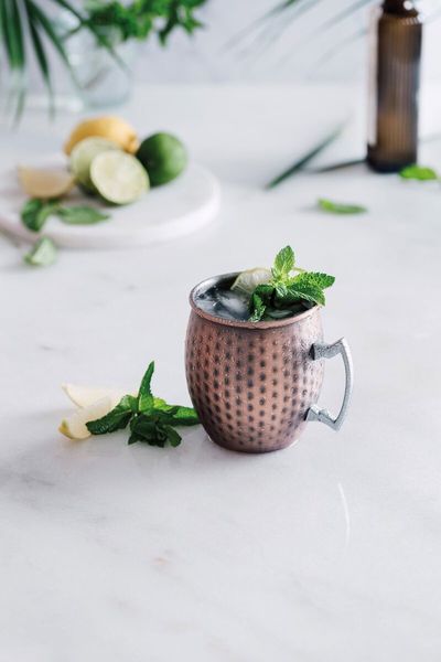 LACOR Moscow Mule kopp i tradisjonelt hamret design, 550ml